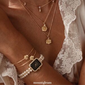 11_-_2026-08-07T184631.368.jpg Pearl Jewelry Watch for Women ?C Gold Square Bracelet Style